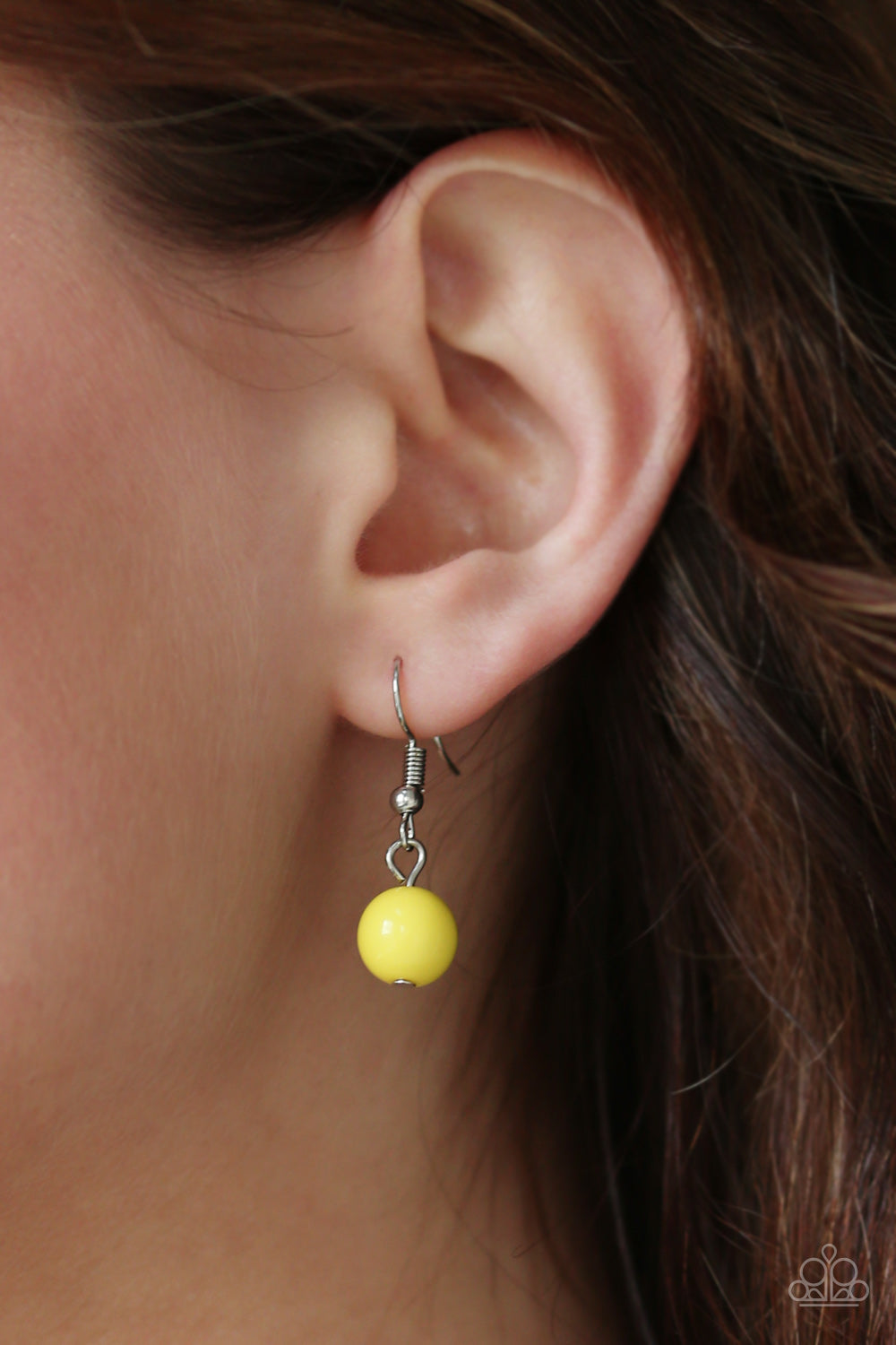 Paparazzi Hitting A GLOW Point - Yellow