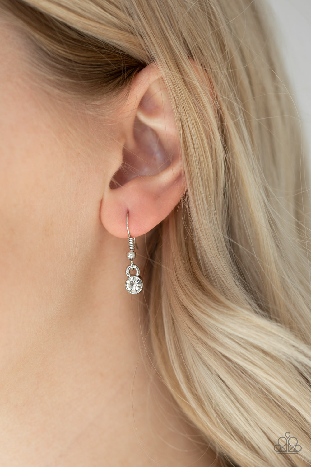 Paparazzi Notorious Noble - Black