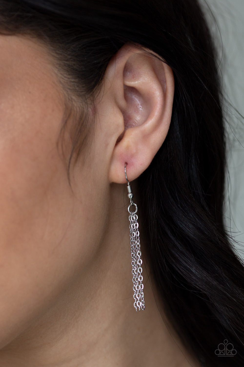 Paparazzi Ultra Sharp - Silver