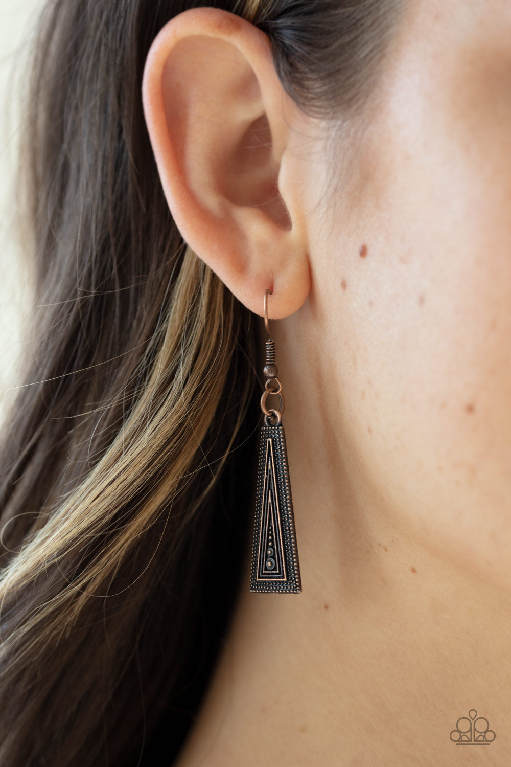 Paparazzi Metro Mane - Copper