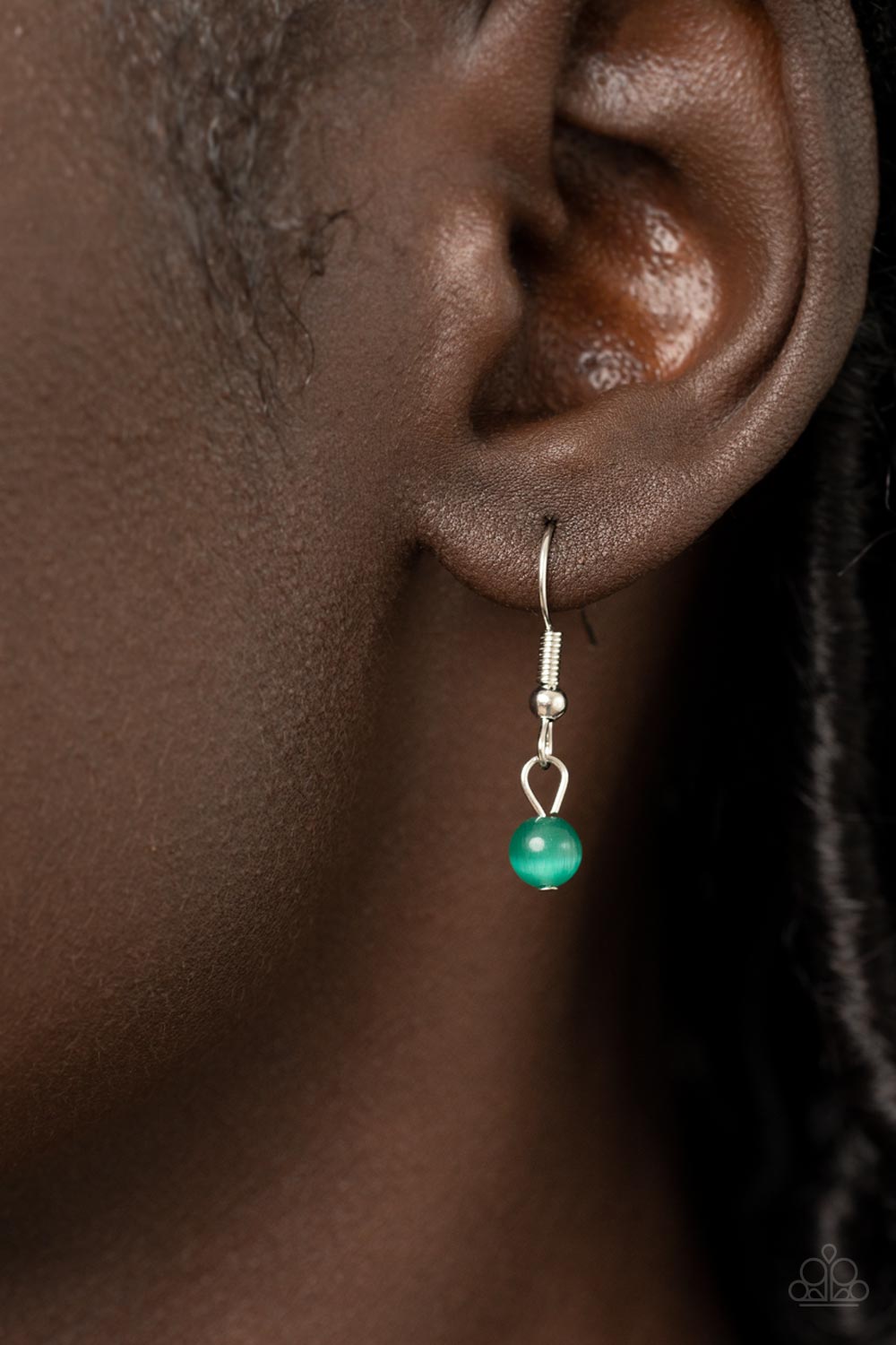 Paparazzi Gracefully Gemstone - Green