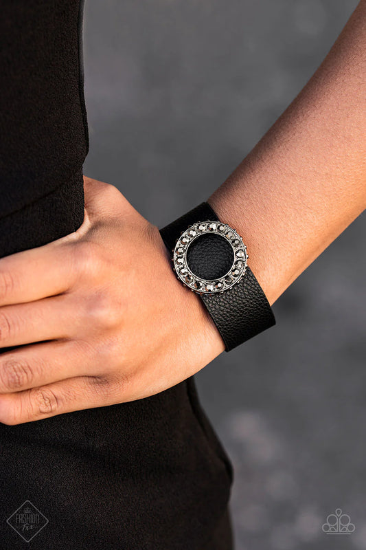 Paparazzi Rebel Razzle- Black