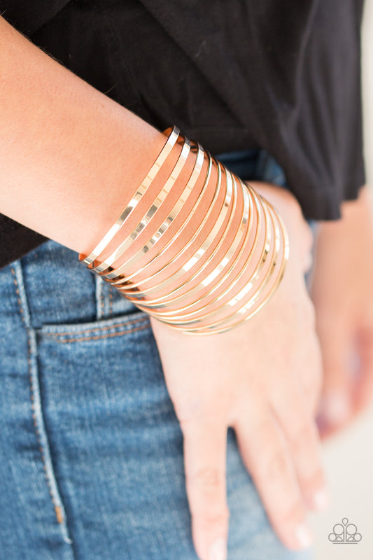 Paparazzi Front Line Shine - Gold