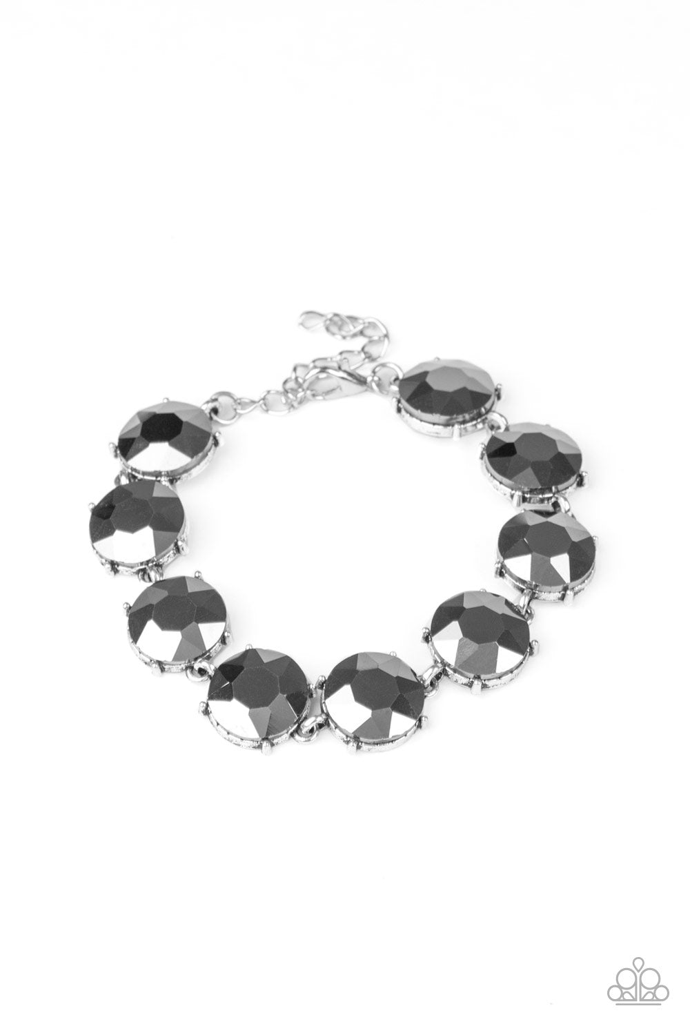 Paparazzi Fabulously Fashion- Silver