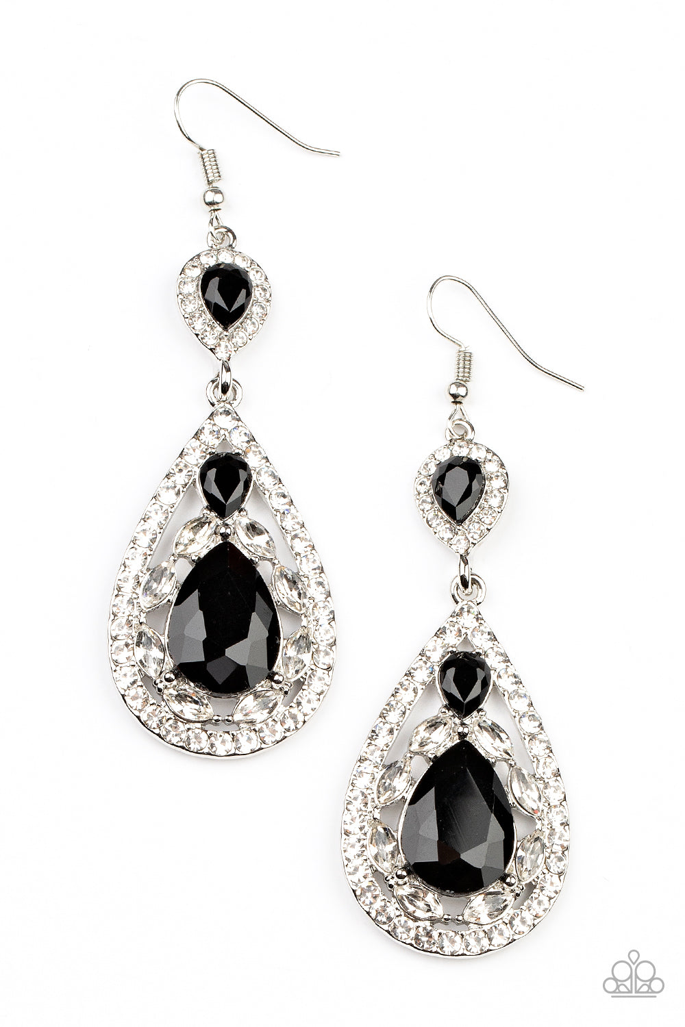 Paparazzi Posh Pageantry - Black