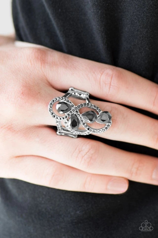 Paparazzi Wall Street Princess - Silver