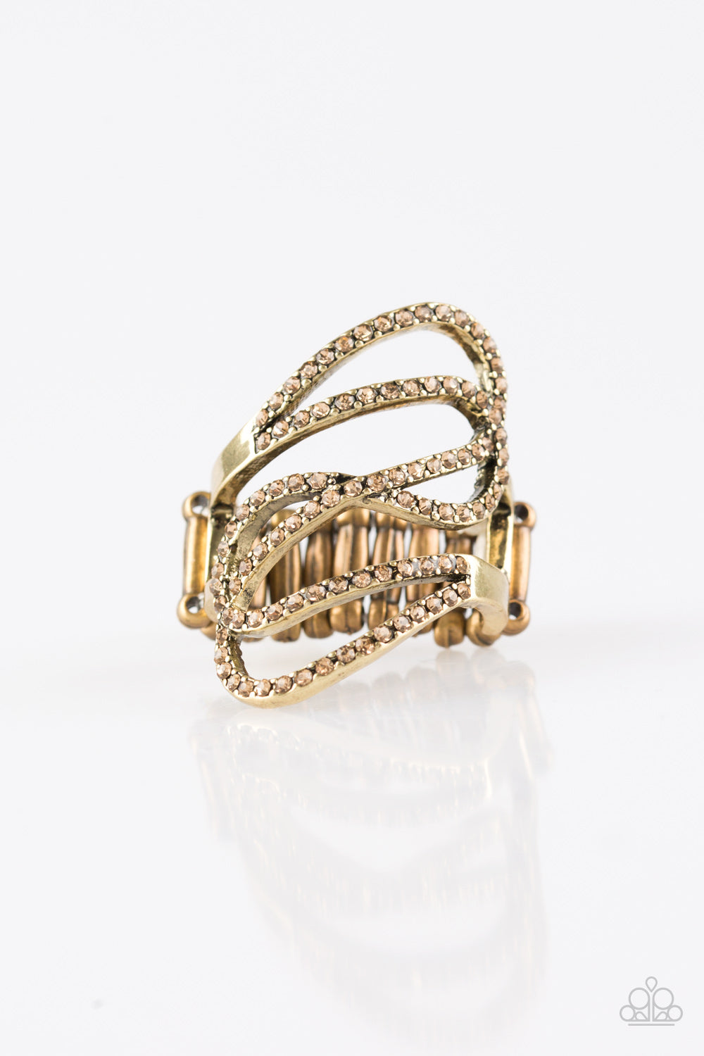 Paparazzi Chasing Starlight - Brass