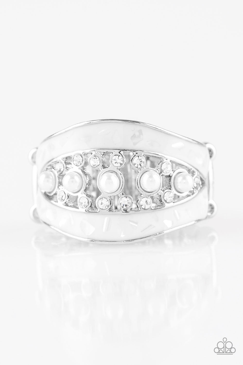 Paparazzi Royal Treasury - White