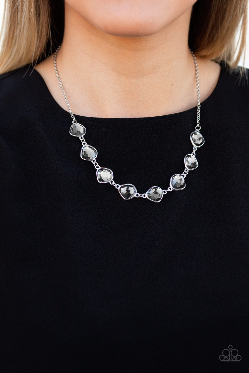 Paparazzi The Imperfectionist - Silver Set