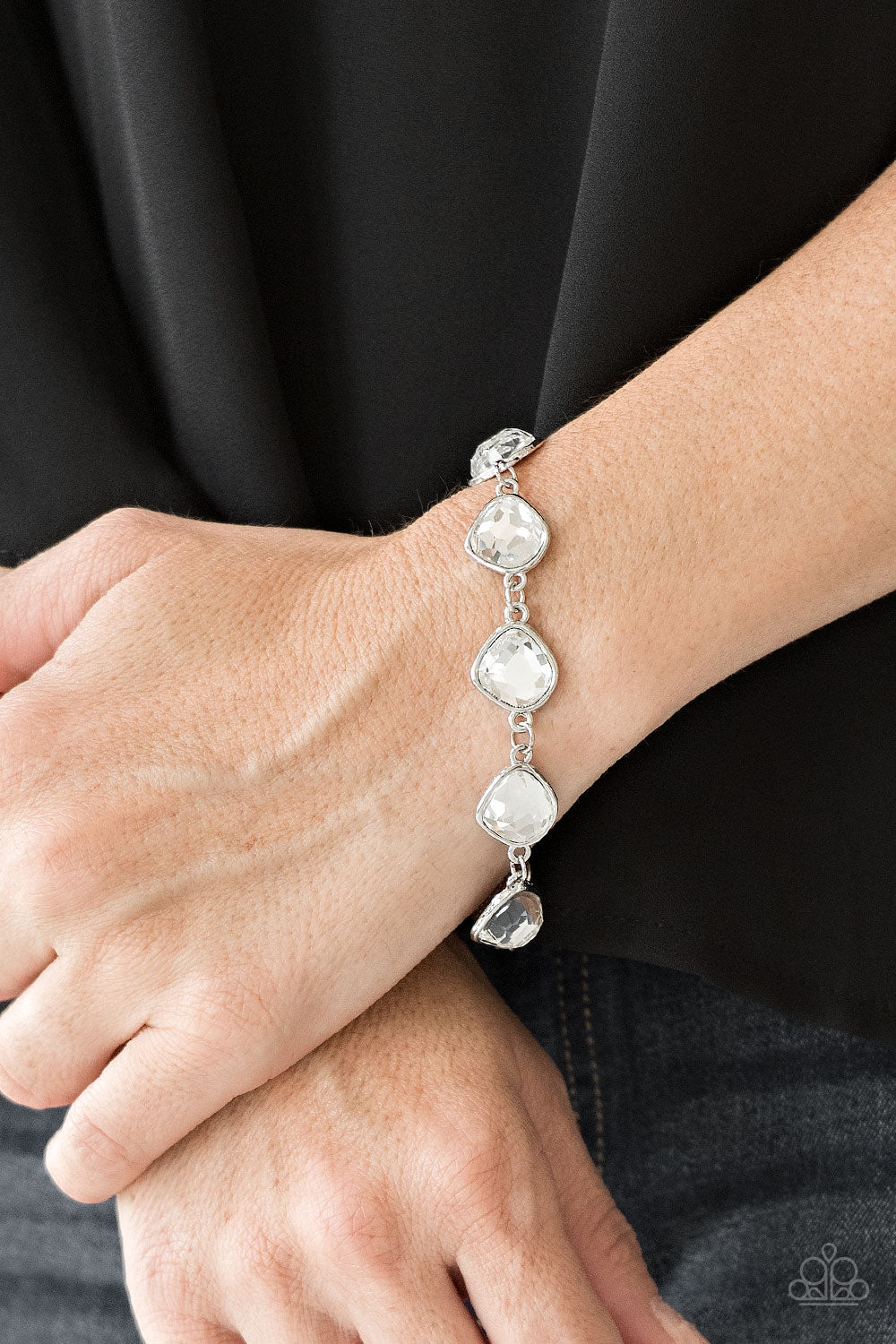 Paparazzi The Imperfectionist - Silver Set