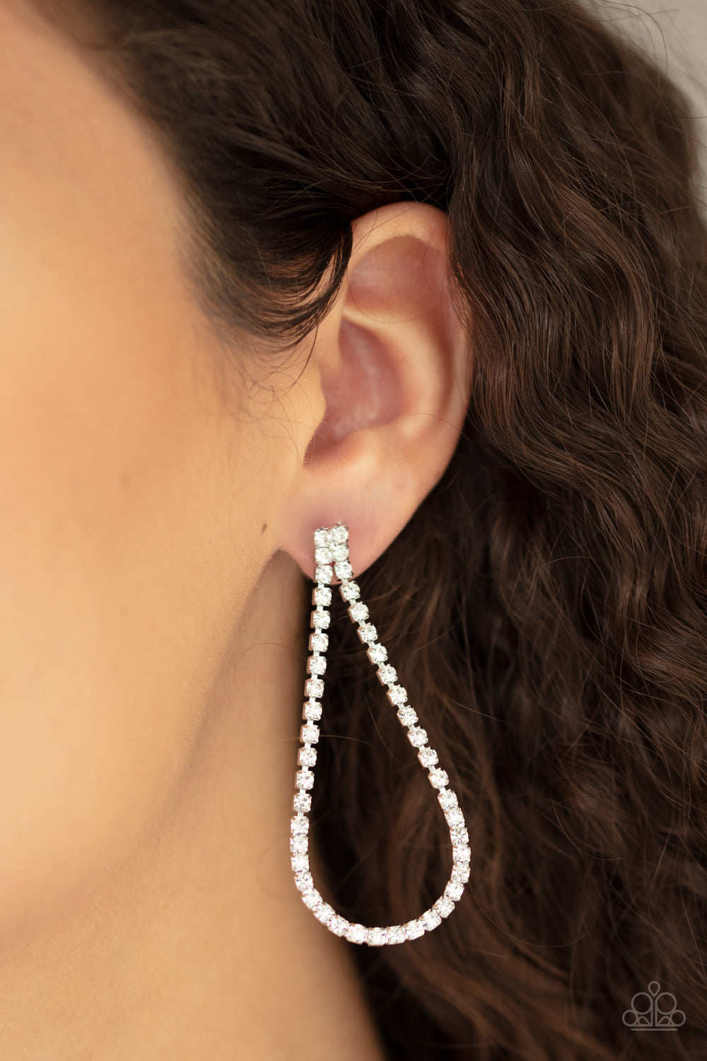 Paparazzi Diamond Drops - White