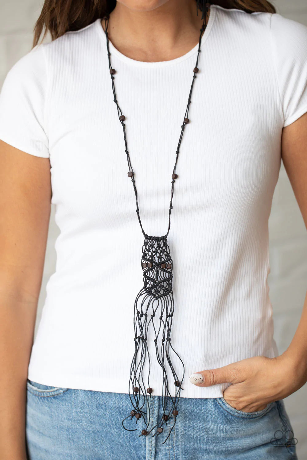 Paparazzi Macrame Majesty - Black