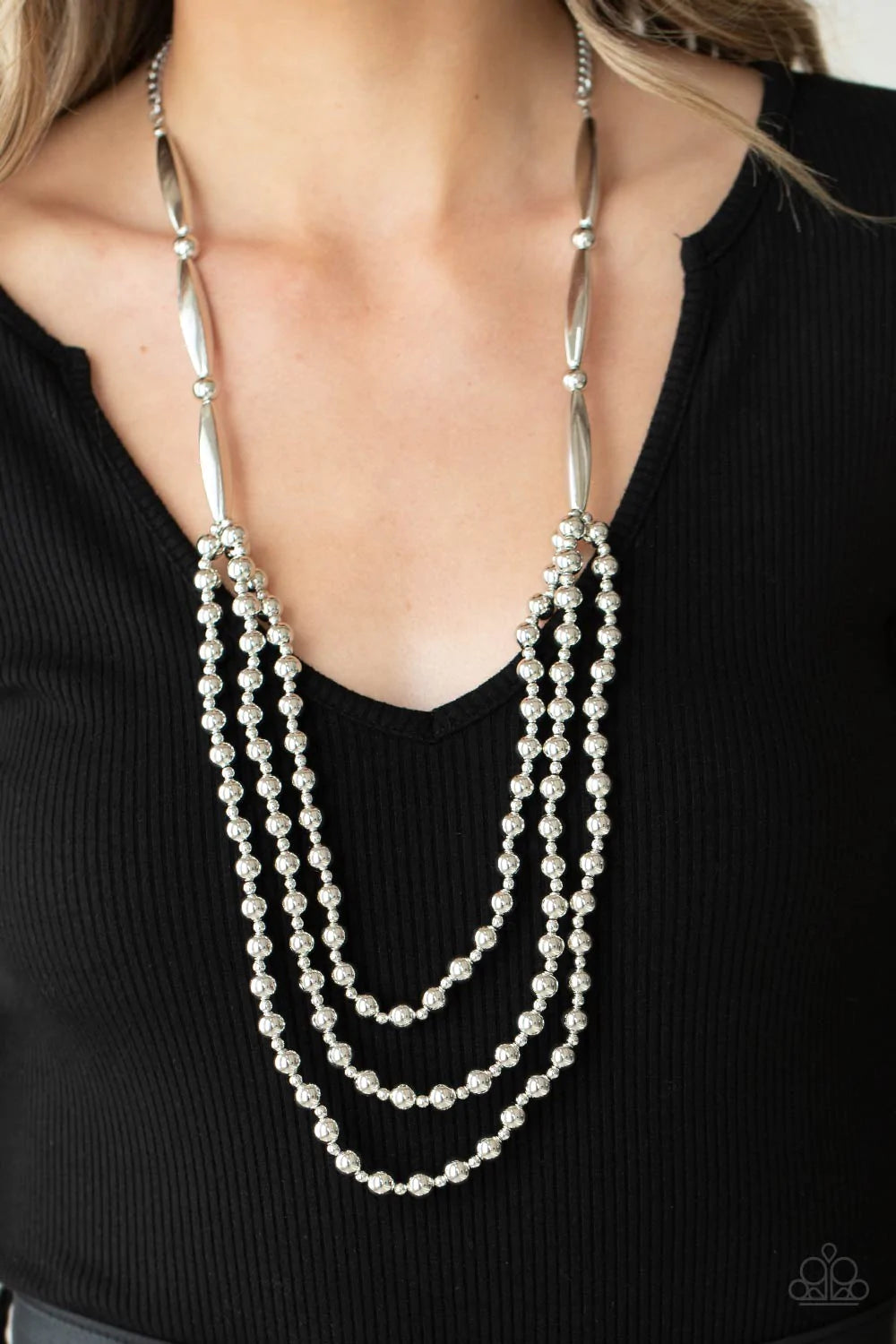 Paparazzi Beaded Beacon - Brass