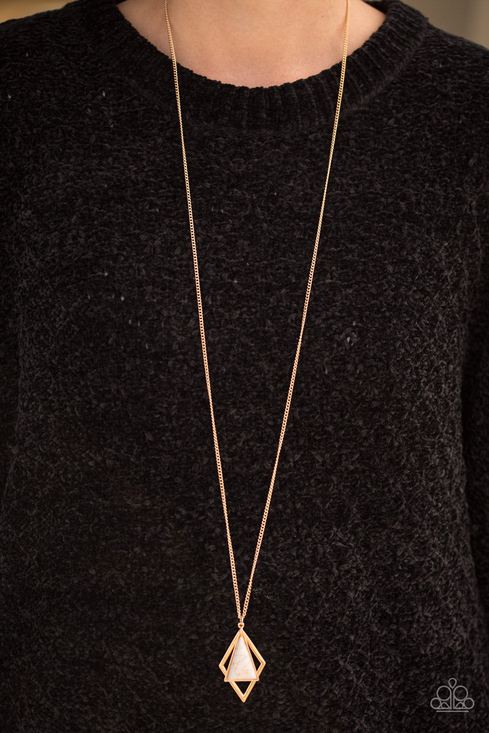 Paparazzi Fiercely Inde-PENDANT - White