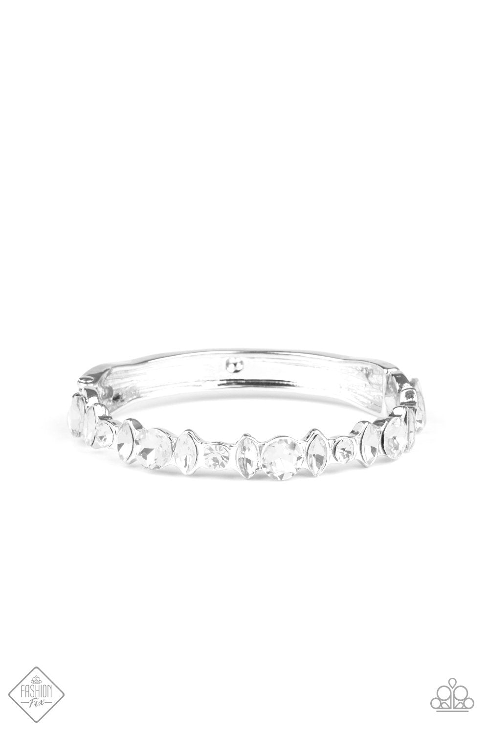 Paparazzi BLING to Attention - White Set