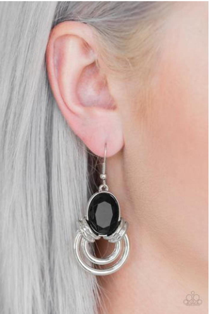 Paparazzi Real Queen-Black